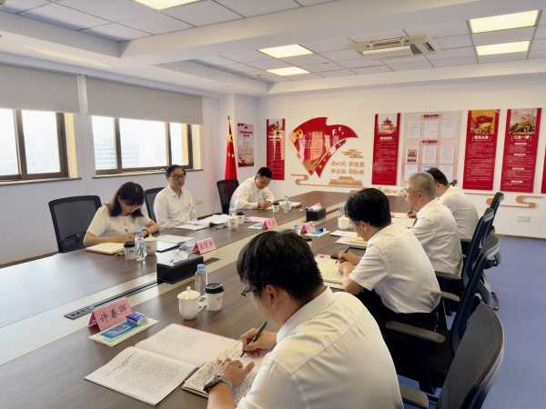 蘇豪控股集團(tuán)黨委書記、董事長周勇到江蘇有色公司巡學(xué)旁聽_副本.jpg